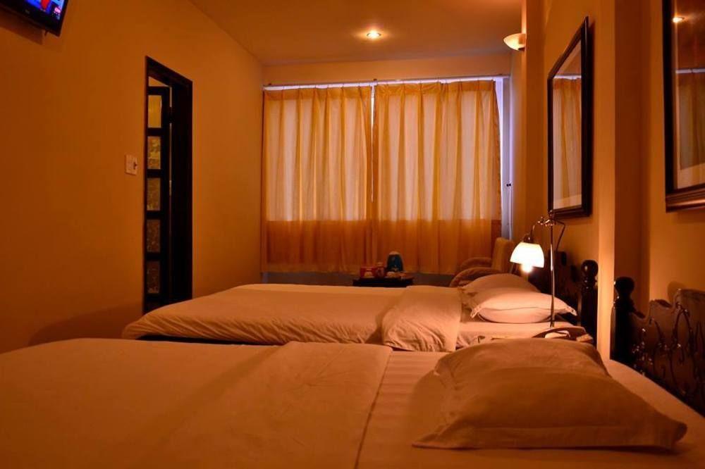 Hue Nino Hotel Eksteriør billede