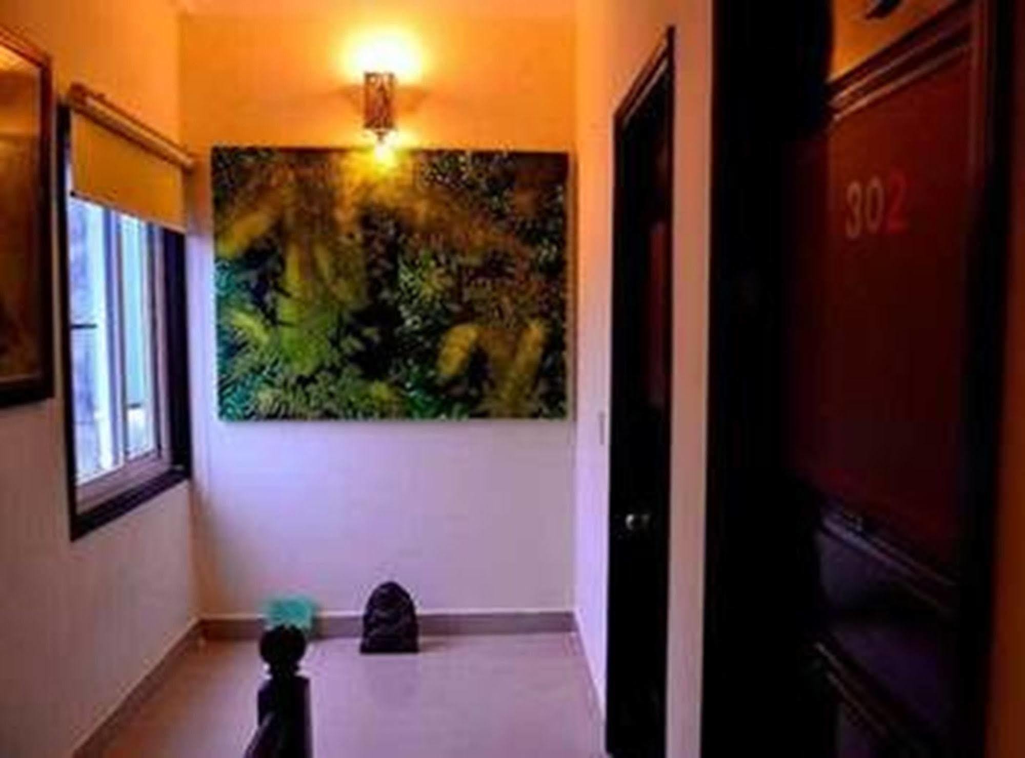 Hue Nino Hotel Eksteriør billede