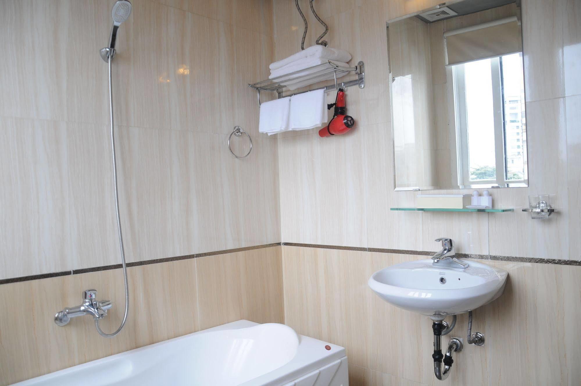 Hue Nino Hotel Eksteriør billede
